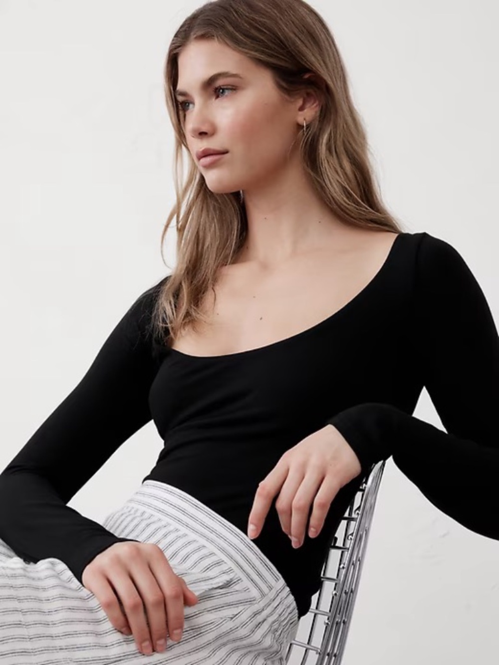 SOFT STRETCH SCOOP-NECK T-SHIRT